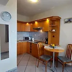 Sympatia Etna Polonia 718 شقة